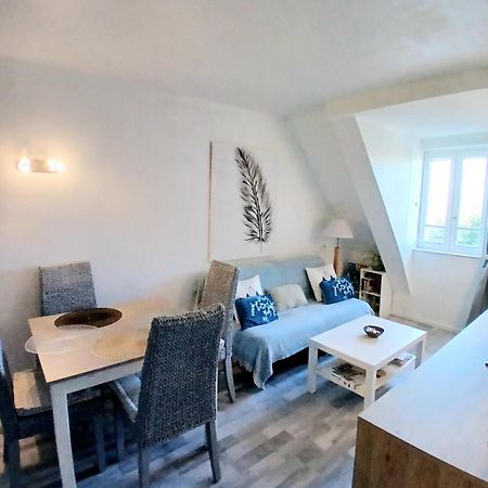 Cosy Appartement Dans Une Villa Avec Piscine, Proche Du Centre Et De La Mer 卡布尔 外观 照片