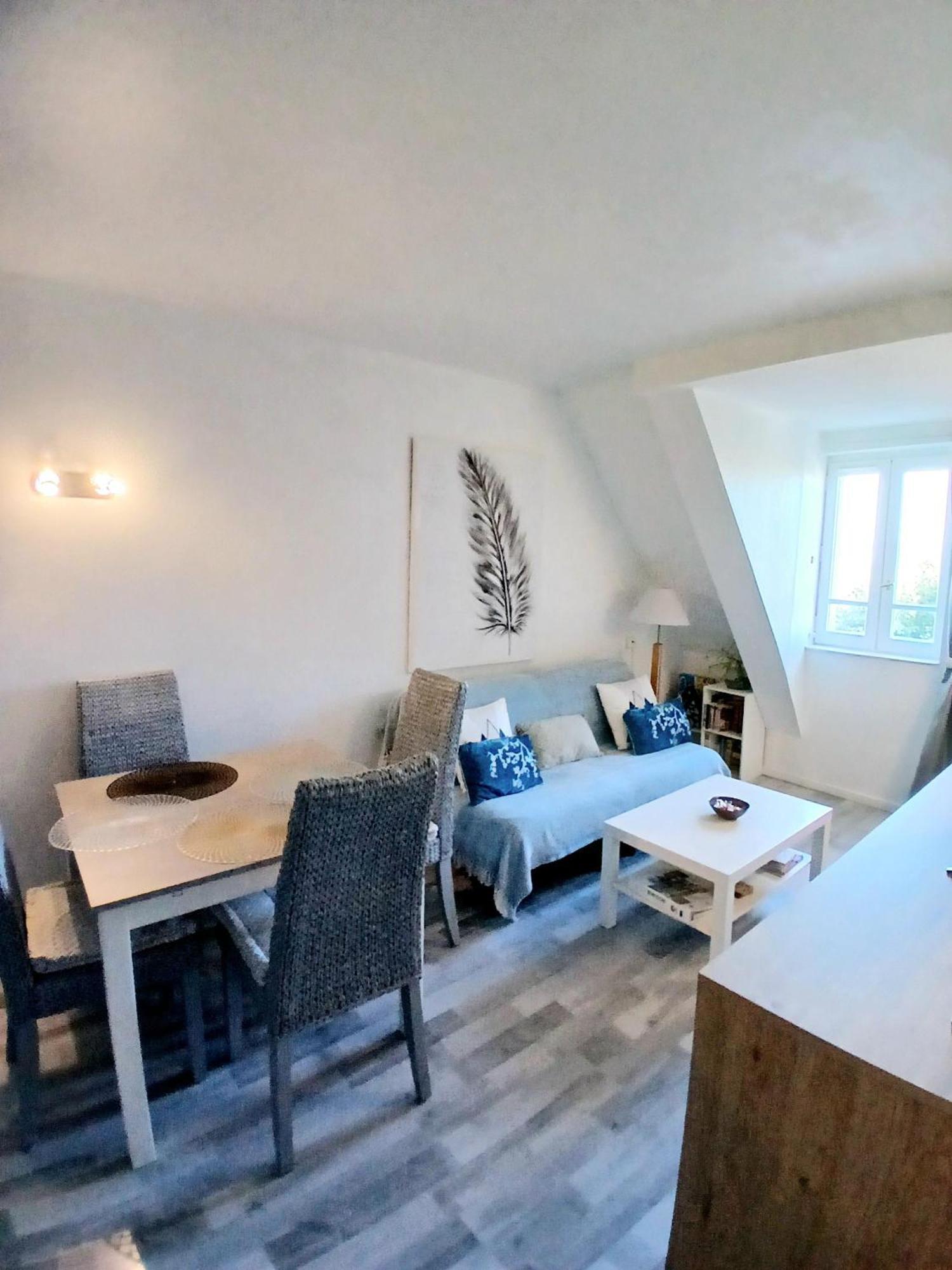 Cosy Appartement Dans Une Villa Avec Piscine, Proche Du Centre Et De La Mer 卡布尔 外观 照片